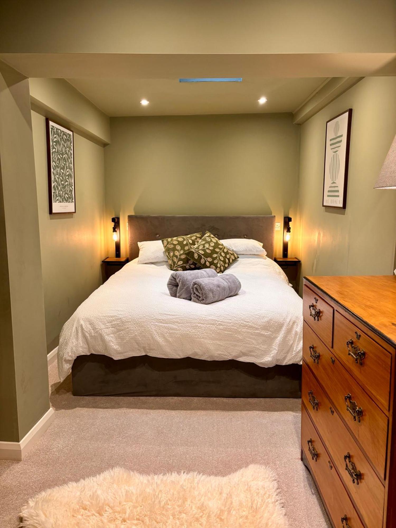 Calstock Viaduct River View & Outdoor Bath - Couples Retreat מראה חיצוני תמונה